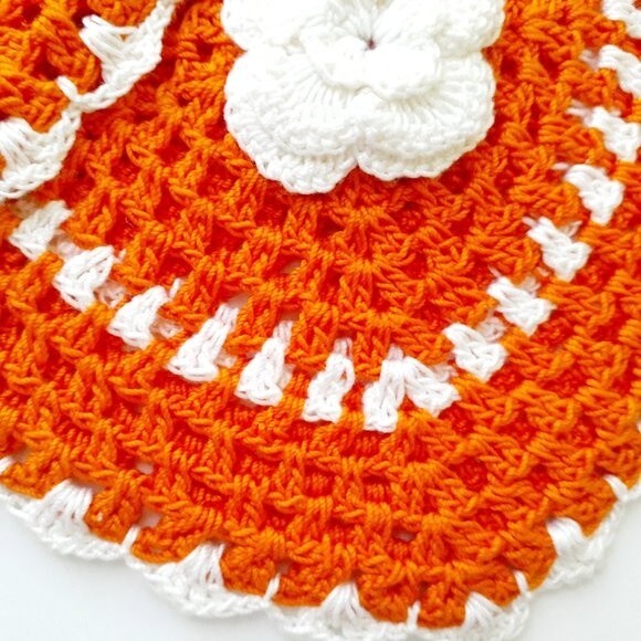 Hand Crocheted Pot Holders Hot Pads Trivet Flower White Orange S7.5" set of 2 - Picture 3 of 8